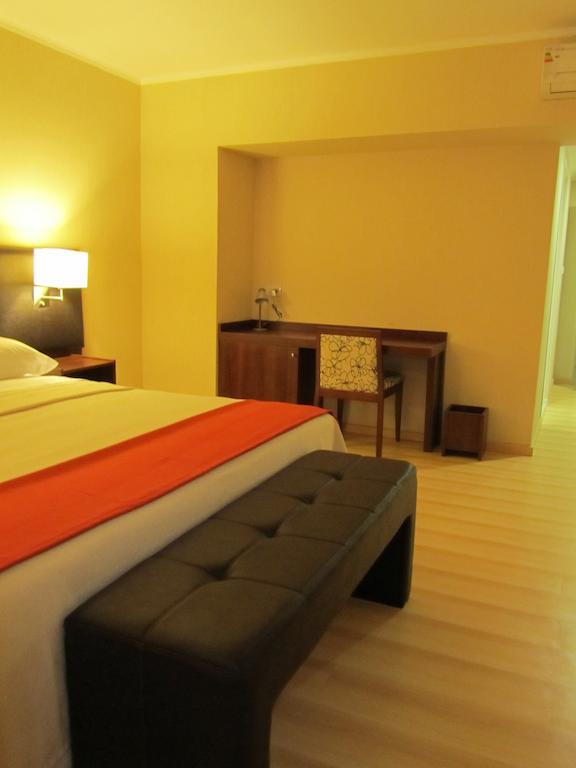 Le Parc Hotel & Suite Villa María Екстериор снимка