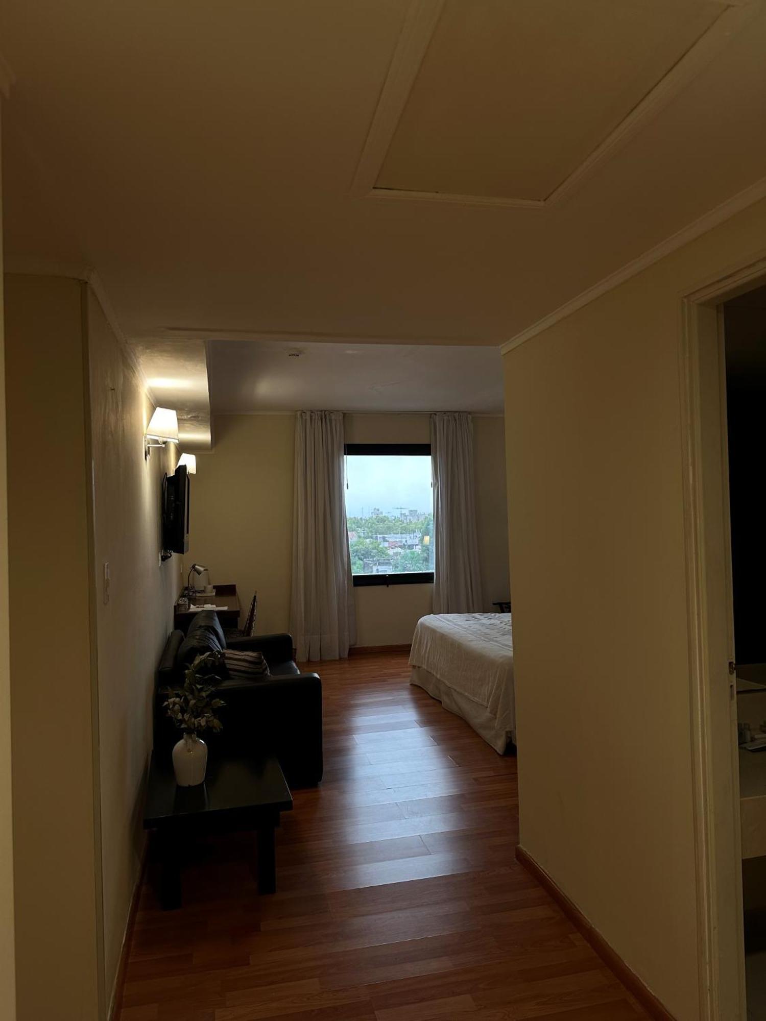 Le Parc Hotel & Suite Villa María Екстериор снимка